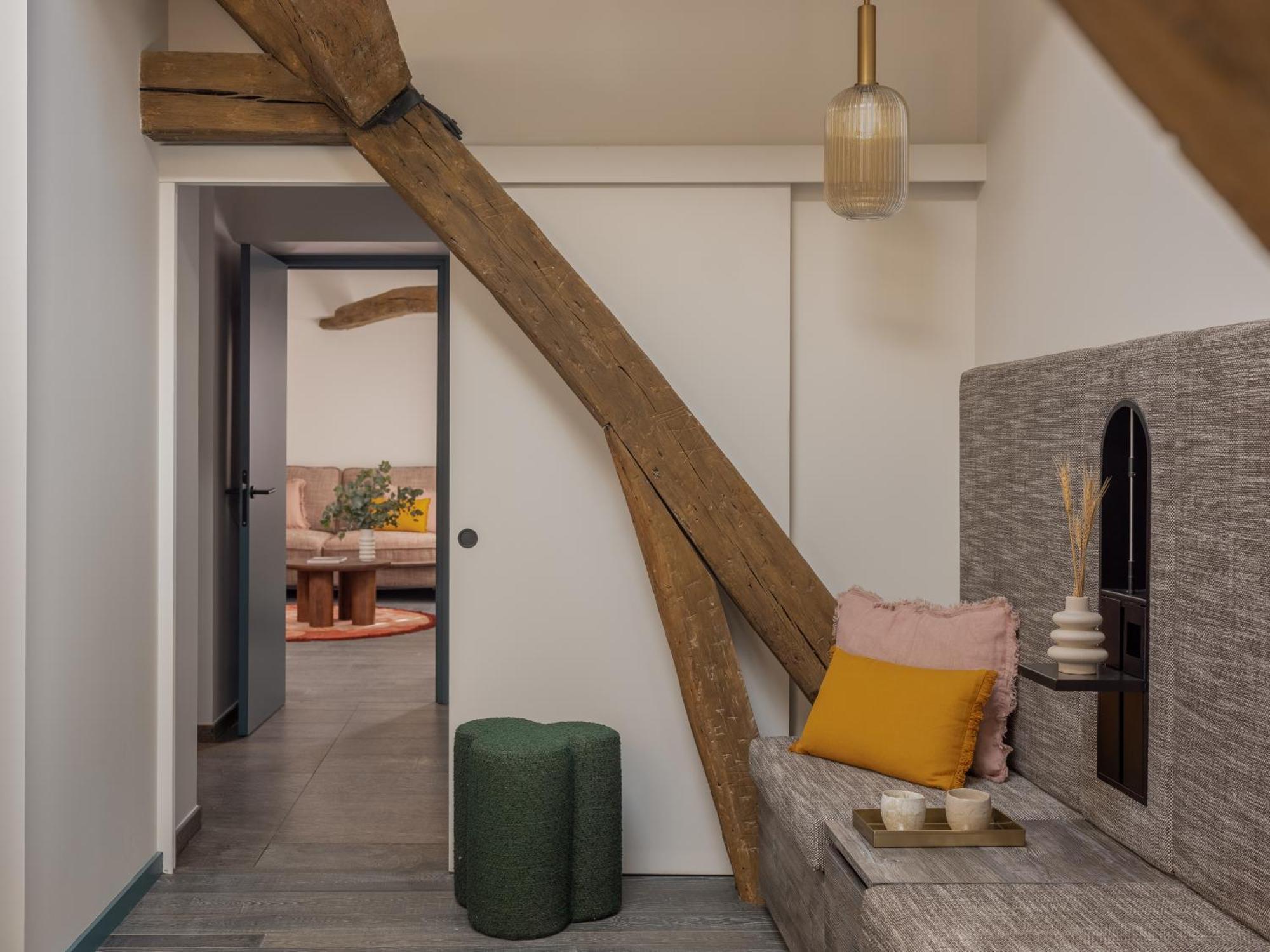 Two-Bedroom Apartment,1620528427:JPEG