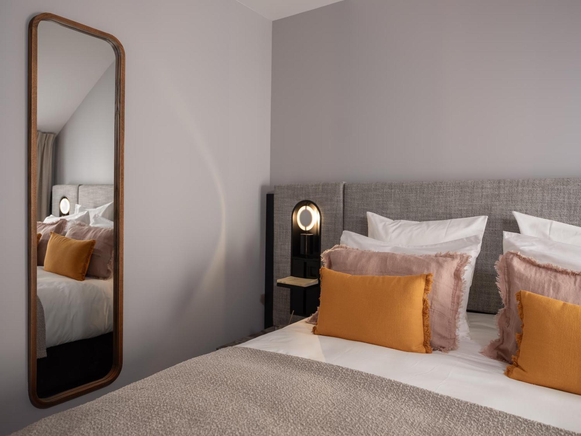 Double Room,1620583762:JPEG