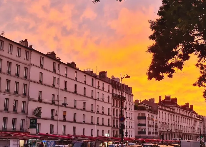 Les Rebelles Hotel Parijs